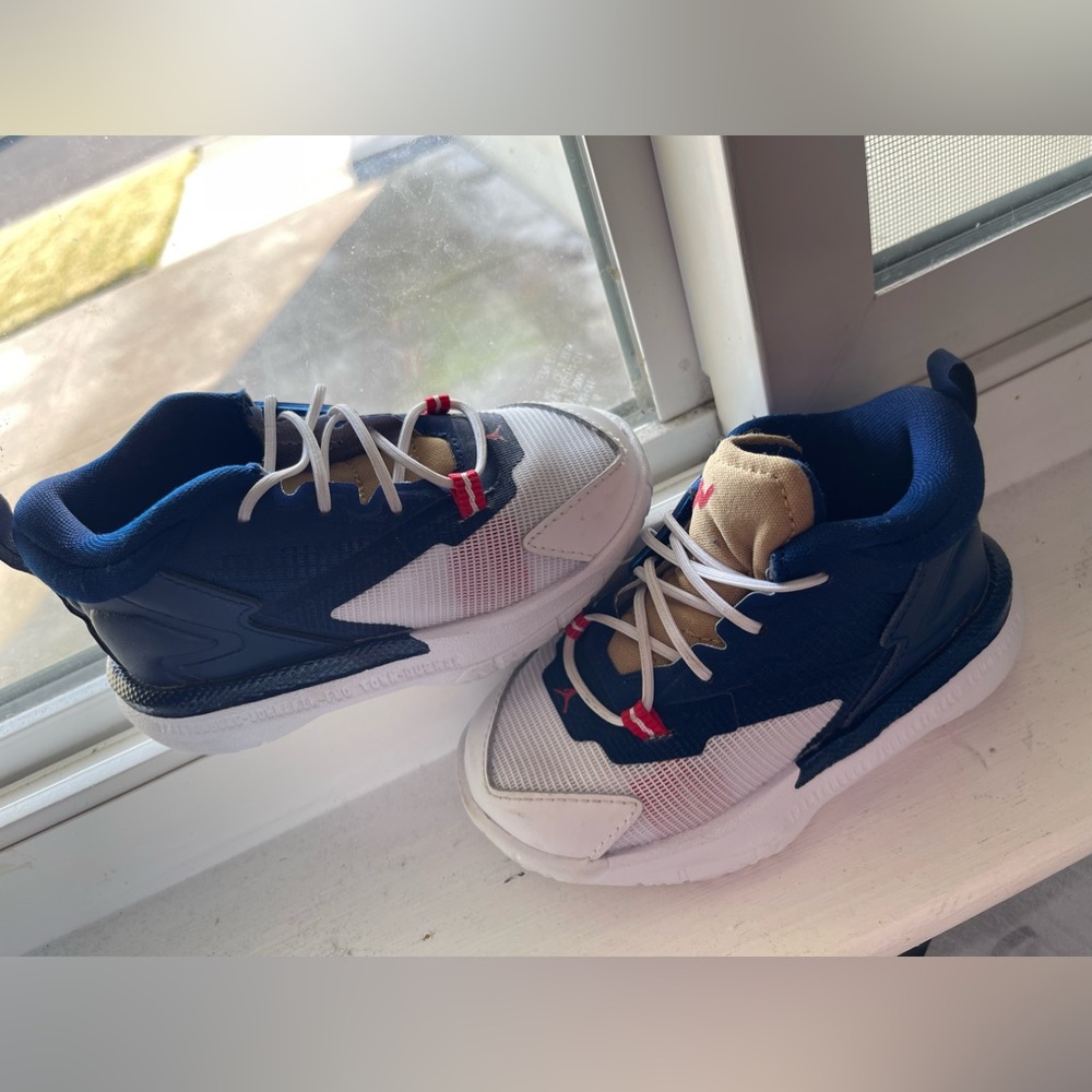Toddler 6C. Jordan’s - Used